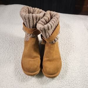 UGG Australia Cambridge women's boots chestnut suede and knit material size 7